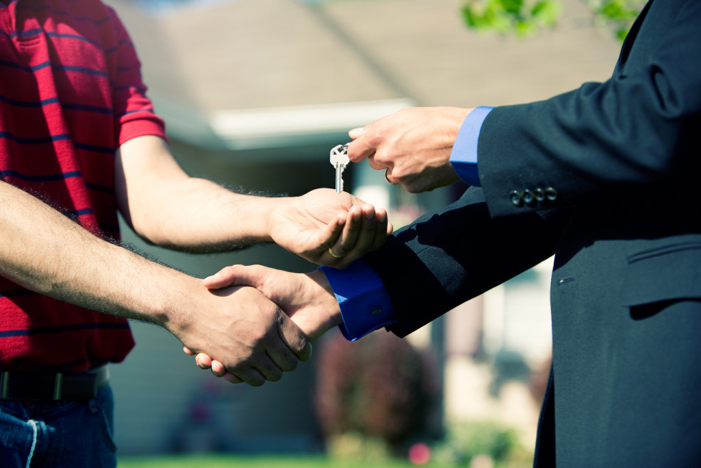 shaking hands